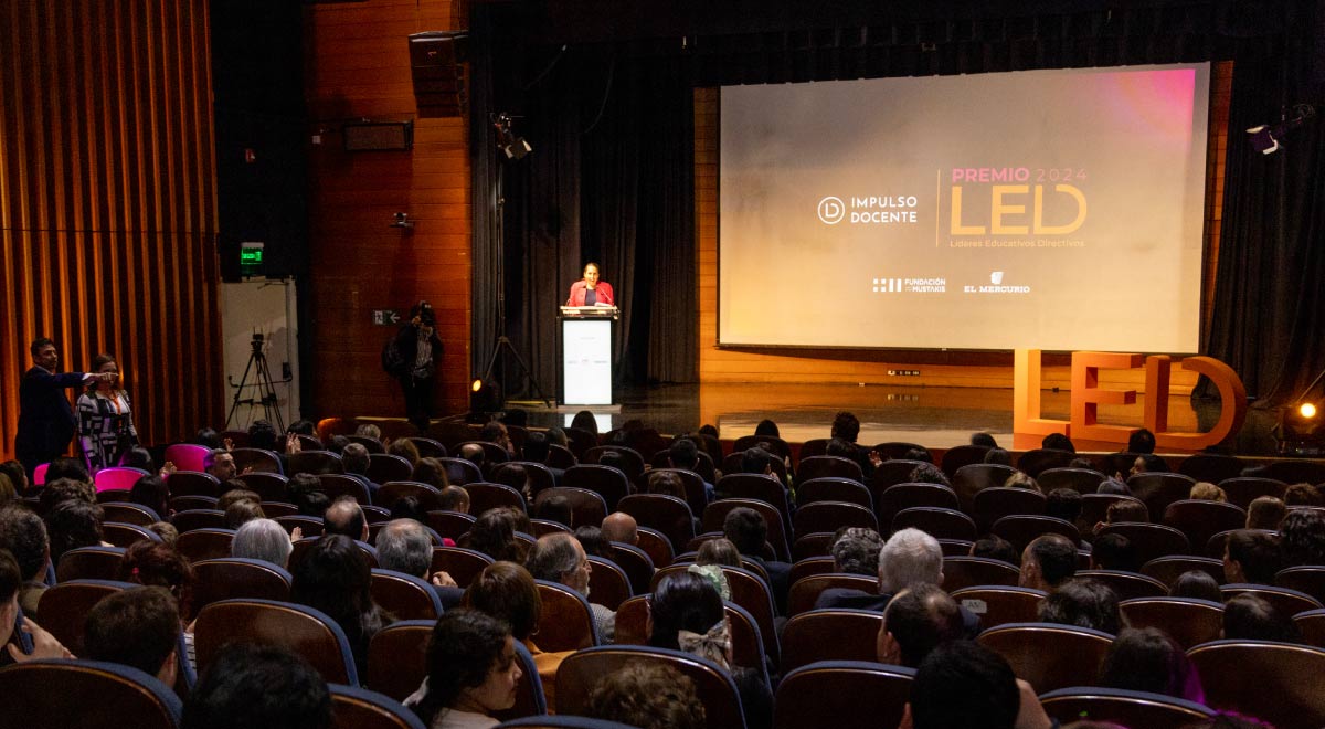  El Premio LED 2024 da por concluido el proceso de este año. Entregaron los galardones a los 29 directores educativos seleccionados. Su propósito es posicionar la opinión y el trabajo de los líderes de instituciones escolares en la esfera pública.